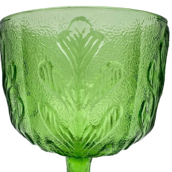 Vintage FTD 1975 Vintage Green Glass Leaf Motif Pedestal Vase - Picture 2 of 6